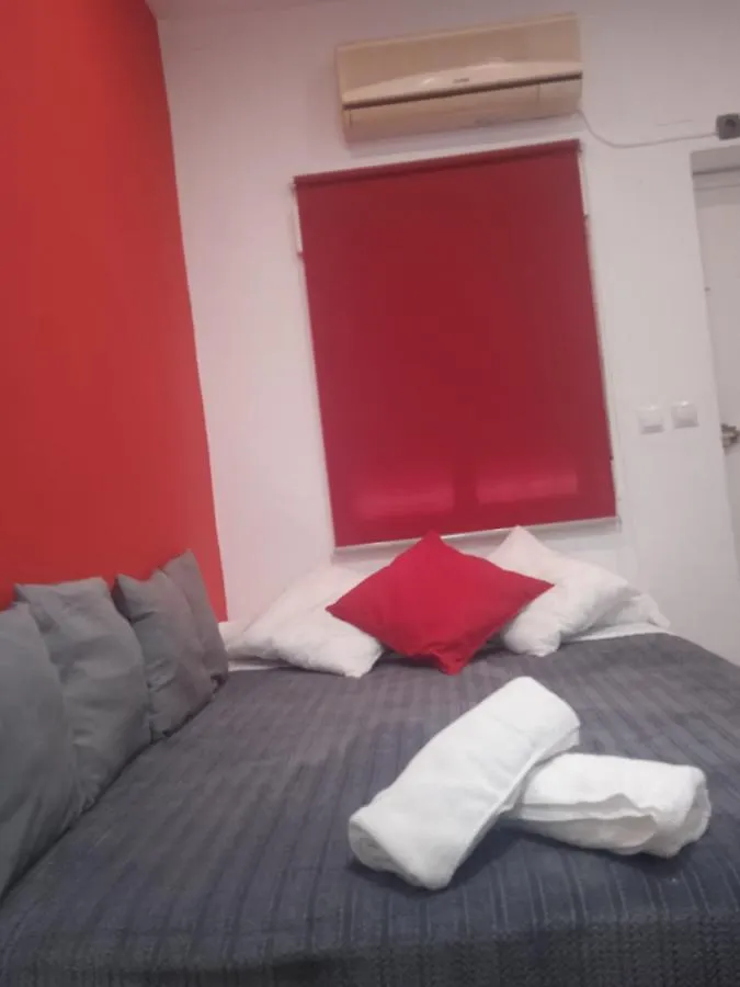 Estudio Cerca Del Carrefour Rosaleda Malaga Apartment