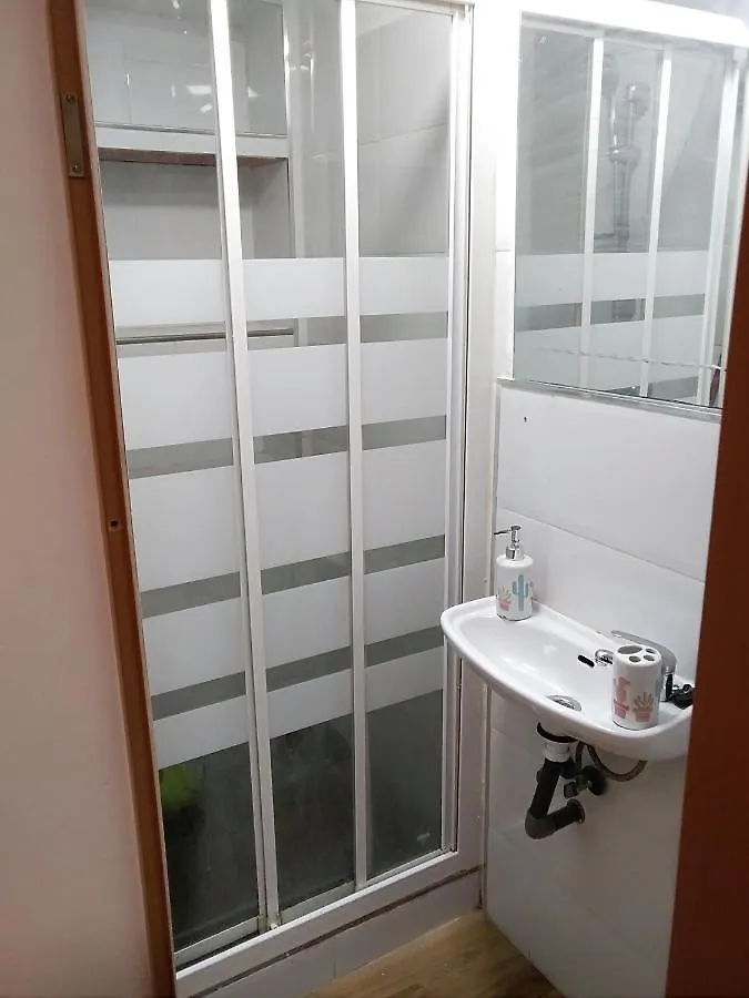 Apartmán Estudio Cerca Del Carrefour Rosaleda Màlaga