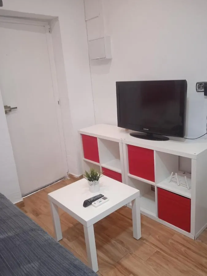 Estudio Cerca Del Carrefour Rosaleda Màlaga
